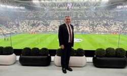Bakan Osman Aşkın Bak, Juventus - Galatasaray maçını takip etti