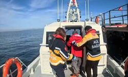 Balıkçı teknesinde rahatsızlanan vatandaşa Sahil Güvenlikten tıbbi tahliye