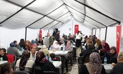 Başkan Bozkurt depremzedelerle iftarda buluştu