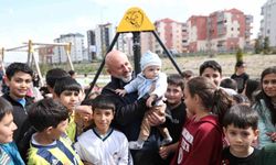 Başkan Çolakbayrakdar: 'Daha yeşil bir çevre, huzurlu bir yaşam inşa ediyoruz'