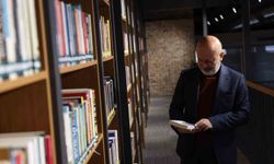 Başkan Çolakbayrakdar: 'Sinan Kütüphaneleri'yle okuyan bir nesil yetişmesine katkı sunuyoruz'