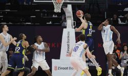 Basketbol Erkekler Ziraat Bankası Türkiye Kupası'nda finalistler belli oldu