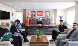 Bilecikli hentbolcu Emirhan Çiftçi U18 Milli Takımı'na seçildi