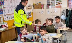 Bilecik'te 105 öğrenciye okul servisi ve trafik kuralları eğitimi