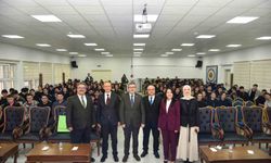 Bilecik'te akademisyenler liselilerle buluştu