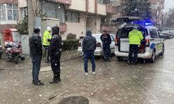 Bolu'da ters yönden gelen motosiklet 2 otomobile çarptı