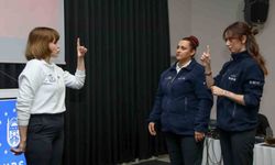 Bursa Büyükşehir'de personele işaret dili ve etkili iletişim eğitimi