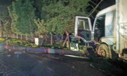 Bursa'da kamyonet ile otomobil çarpıştı: 2 yaralı