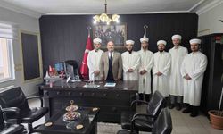 Çan'da yeni atanan din görevlilerine sarık ve cübbe giydirme merasimi düzenlendi