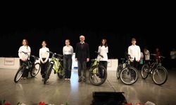 Çayırova'da bilgi evleri öğrencileri yarıştı