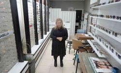 Depremde ölen eşinin mesleğini sürdürerek hayata tutundu