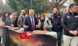 Devlet Memurları Konfederasyonu 6 Şubat depreminde hayatını kaybedenler için lokma hayrı yaptı