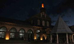 Diyarbakır'da Ramazan ayının ilk teravih namazı kılındı