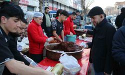 Diyarbakır'da Ramazan klasiği: Çiğköfteye yoğun ilgi