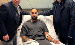 Dursun Özbek, İsa Doğan'ı hastanede ziyaret etti