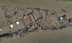 Edirne'de sular altında kalan yerleşim alanları ve çiftlikler havadan görüntülendi