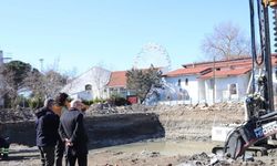 Edremit'te yapımı süren okul inşaatında inceleme