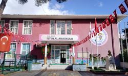 Efeler'de ikinci dönem 'Bayrak Sevgisi' dersiyle başlayacak