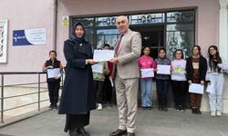 Emirdağ Gömü Ortaokulu, Avrupa'dan 'eTwinning' projesiyle ödülle döndü