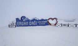 Ergan Dağı'nda kar rekoru: 2. etap teleski hattı kar altında