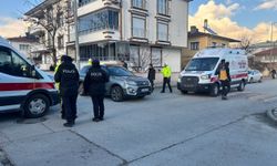 Erzincan'da iki otomobil çarpıştı: 2'i çocuk 3 kişi yaralandı