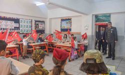 Erzurumlu minik yürekler Mehmetçiğe mektup yazdı