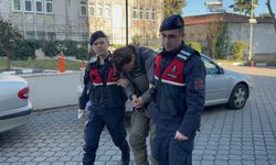 Evinde uyuşturucu ve silahla yakalanan şahıs adliyeye sevk edildi