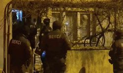 Evine pencereden giren genç, hırsız sanılarak paniğine neden oldu