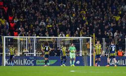 Fenerbahçe, Avrupa Ligi'nde turu zora soktu