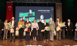 Gaziantep Büyükşehir'in ev sahipliğinde 'Yeşil Otobüs' belgeselinin ilk gösterimi yapıldı