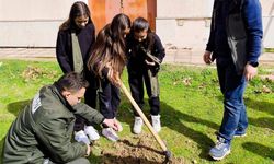 Gediz'de öğrencilerden doğaya anlamlı dokunuş