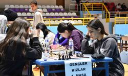Gençler satranç müsabakaları sona erdi