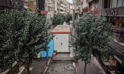 İBB, yolu elektrik trafosuyla kapattı; vatandaşlar tepki gösterdi