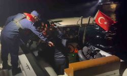 İHA tespit etti, Sahil Güvenlik yakaladı: 39 göçmen, 1 organizatör, 1 firari