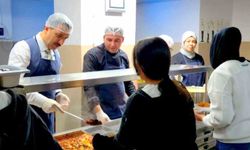 İl Müdürü Uğurelli öğrencilerle iftar sofrasında buluştu