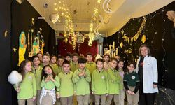 İlkokul koridorunda Ramazan Sokağı coşkusu