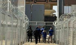 İsrail: 'Refah Sınır Kapısı'nda çift yönde geçişlere yarın başlanması bekleniyor'