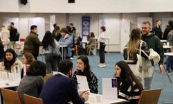 İzmir Ekonomi'de dev buluşma: 5 günlük 'kariyer' zirvesi