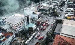 İzmir'de fabrikada çıkan yangın söndürüldü