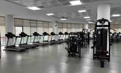 Kağıthane'de yetişkinlere yönelik yüzme ve fitness kurslarında yeni dönem başladı