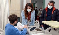 Kanser hastası çocuklara moral ziyareti