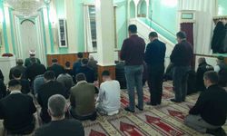 Karapınar'da ilk teravih namazı kılındı
