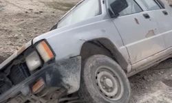 Karapınar'da pikap çukura düştü: 1 yaralı