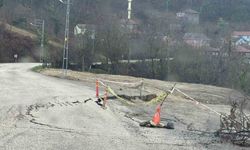 Kastamonu'da heyelan sonrası yol çöktü