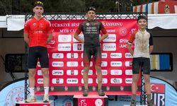 Kayserili bisikletçiler; Alanya'da kürsüye ambargo koydu