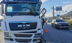 Kırkağaç'ta iki tır çarpıştı: 1 yaralı