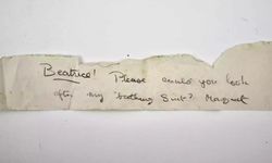 Kraliçe II. Elizabeth'in çocukluk mektubu açık artırmaya çıkıyor