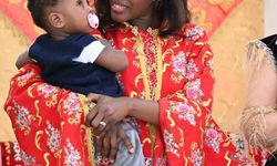 Kütahya'da şalvar etkinliğinde Kongolu Michelle ilgi odağı oldu