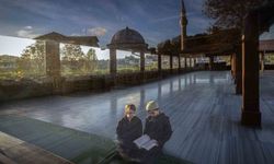 Manisalı sağlıkçı, 'Eğitim' temalı fotoğraf yarışmasında Türkiye birincisi oldu