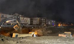 Merkez Çarşısı Kentsel Dönüşümünde hafriyat çalışmaları sürüyor